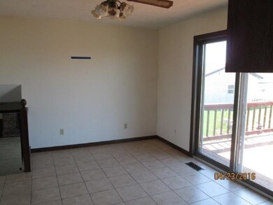 8630 Holden Road (19)dining area