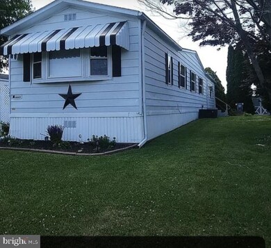 103 Cheryl Dr, Leola, PA 17540 - photo 2