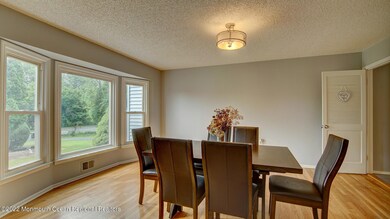 134 Wyncrest Rd, Marlboro, NJ 07746 - photo 7