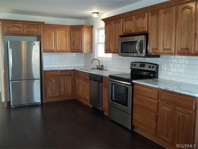 New appliances, beautiful flooring, did you see th