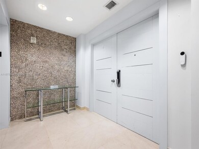 Trump Royale unit 1209, Sunny Isles Beach, FL 33160 - photo 6