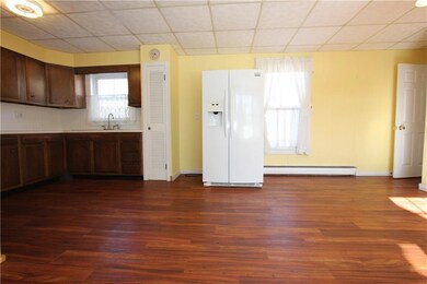 Kitchen other view