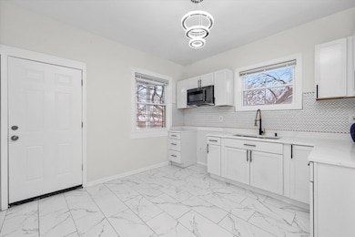 unlisted-address, Chicago, IL 60636 - photo 6