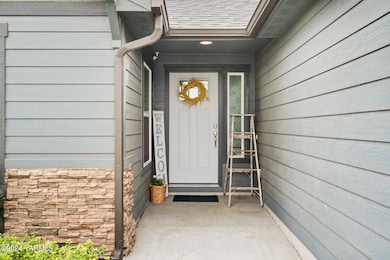 7800WWhatcomAve-5