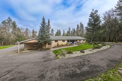 525 Ewe Creek Rd, Grants Pass, OR 97526 - photo 4