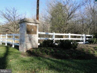 4736 Queens Grove St, White Plains, MD 20695 - photo 3