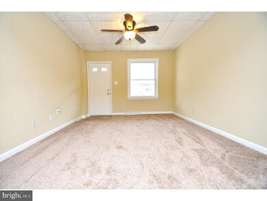 2127 Forest St, Easton, PA 18042 - photo 2