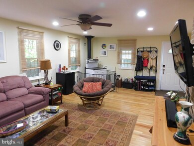 582 Snyders Ridge Rd, Mathias, WV 26812 - photo 5