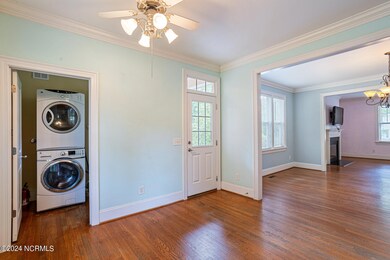 009_8914_breadon_court-9_459