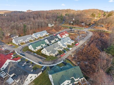 37 Dessau Cir, Spring Valley, NY 10977 - photo 4