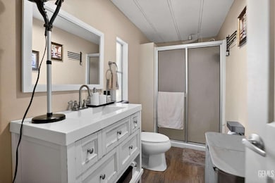 5304 Silver Creek Rd, Bakersfield, CA 93313 - photo 3