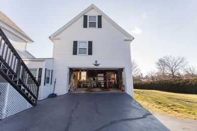 Garage/barn