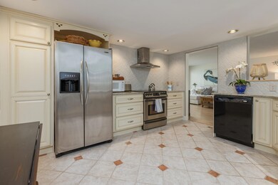 31 E Grand Ave 64 Old Orchard-print-018-