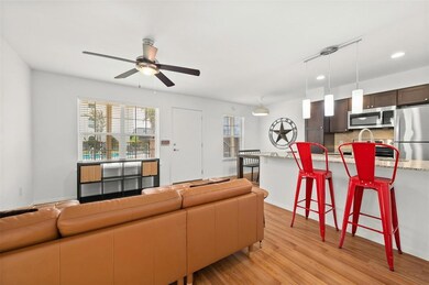 The Pointe unit 19, Austin, TX 78705 - photo 3