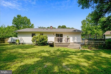 21462 S Essex Dr, Lexington Park, MD 20653 - photo 2