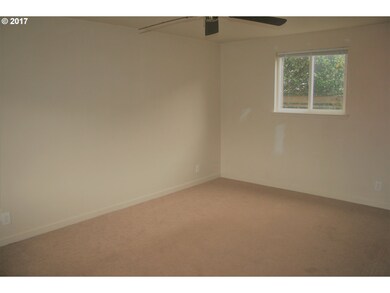 29473 Ellensburg Ave, Gold Beach, OR 97444 - photo 6