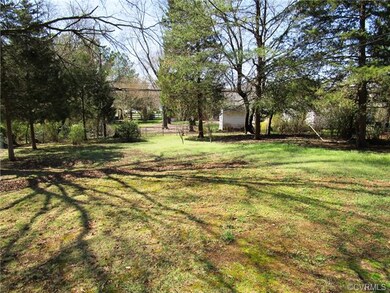 1506 Yeardley Dr, Richmond, VA 23225 - photo 4