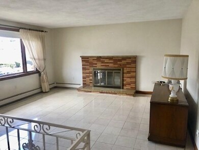 47 Cedar St unit 47, Waltham, MA 02453 - photo 5