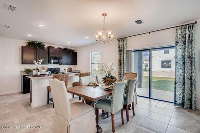 The Galen-small-003-006-Dining Room-666x