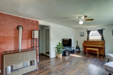 434 NE Dekalb Ave, Bend, OR 97701 - photo 5