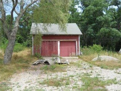 345 Carriage Shop Rd, East Falmouth, MA 02536 - photo 2