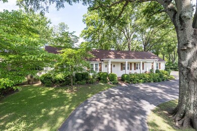 241 Greenway Rd, Memphis, TN 38117 - photo 2