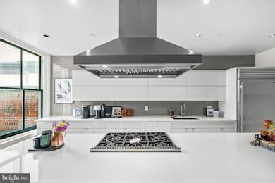 1606 Chestnut St unit 4, Philadelphia, PA 19103 - photo 4