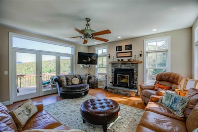 410 Putnam Forest Rd, Stowe, VT 05672 - photo 6