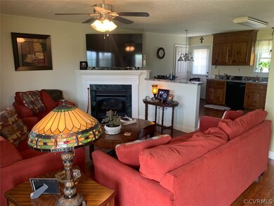 326 Old Howerton Rd, Dunnsville, VA 22454 - photo 2