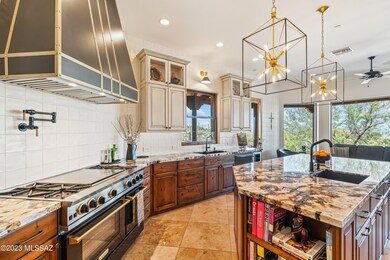 Kitchen w/gourmet range