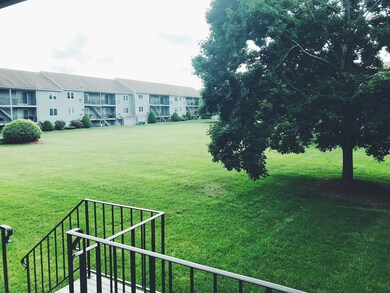 74 Tennis Plaza Rd unit 47, Dracut, MA 01826 - photo 4