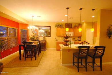 Eat-in Kitchen