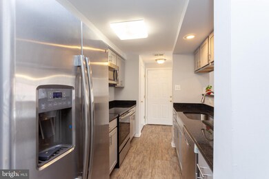 3211 Katewood Ct, Baltimore, MD 21209 - photo 6