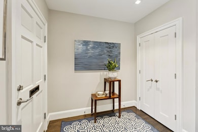 1724 34th St NW, Washington, DC 20007 - photo 2