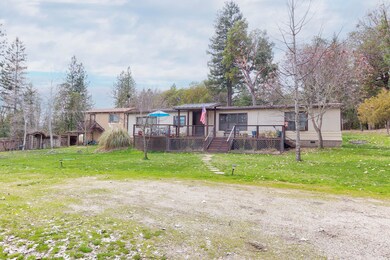 1678 Russell Rd, Merlin, OR 97532 - photo 4