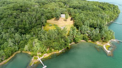 Perkins_Point_Road_0371
