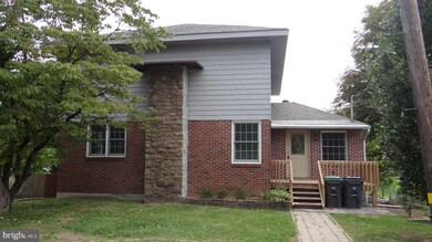 141 S Greenview Rd, Schuylkill Haven, PA 17972 - photo 2