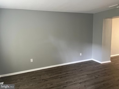 1230 Forrest St, Wilmington, DE 19802 - photo 5