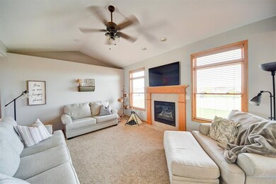 3620 Eagle Rd SW, Cedar Rapids, IA 52404 - photo 6