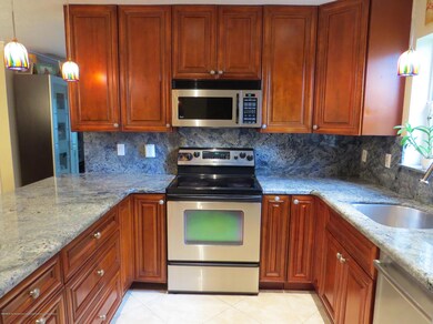 Kitchen, Granite, Wood, Stainless