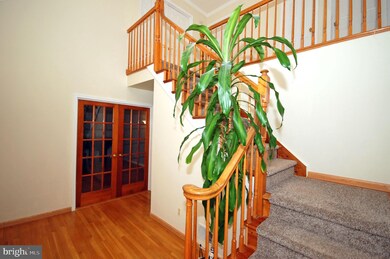 18 Zev Ct, Monmouth Junction, NJ 08852 - photo 4