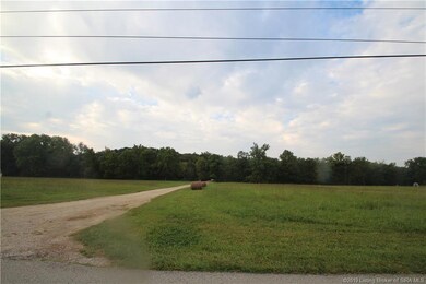 5001 Duffy Rd, Floyds Knobs, IN 47119 - photo 3