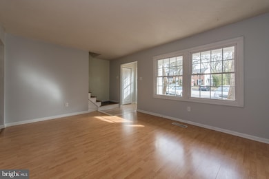 5485 Woodenhawk Cir, Columbia, MD 21044 - photo 3