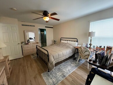 M-5 Constitution Ct unit 1305, Linwood, NJ 08221 - photo 3