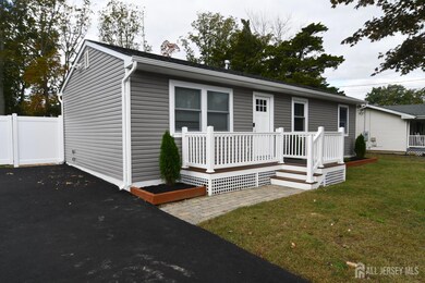 914 Neville St, Toms River, NJ 08753 - photo 4