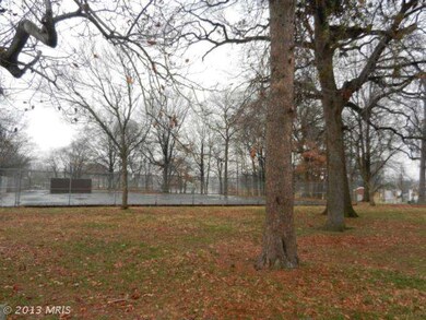 2137 Firethorn Rd, Middle River, MD 21220 - photo 3