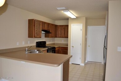 7756 Playschool Ln, Jacksonville, FL 32210 - photo 2