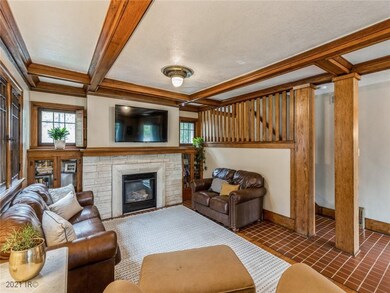 1346 44th St, Des Moines, IA 50311 - photo 4