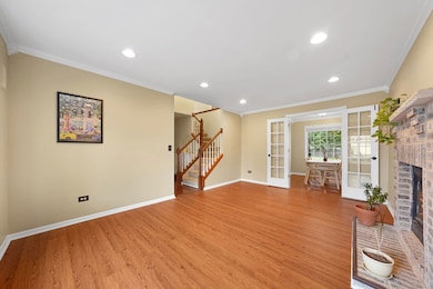 2723 Emma Cir, Aurora, IL 60504 - photo 2