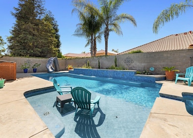 4749 W Harold Ave Visalia CA-large-054-0